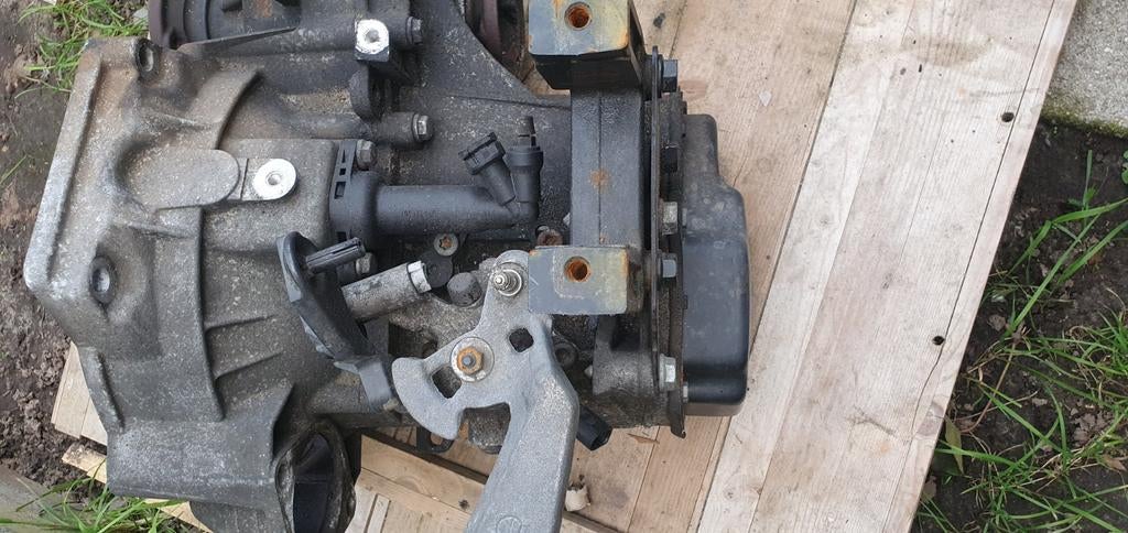 Versnellingsbak 1.6 TDI Polo 2012, Auto-onderdelen, Transmissie en Toebehoren, Ophalen
