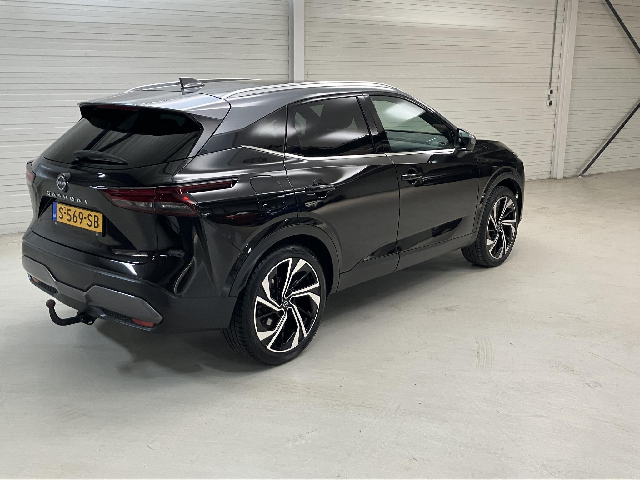 Nissan Qashqai 1.3 MHEV Xtronic Tekna Plus / Trekhaak 1800Kg, Auto's, Euro 6, Zwart, Qashqai, Automatische klimaatregeling