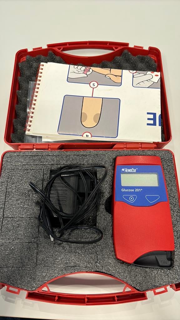 Hemocue glucose 201+ glucose meter suiker meter plasma, Diversen, Ophalen of Verzenden, Zo goed als nieuw