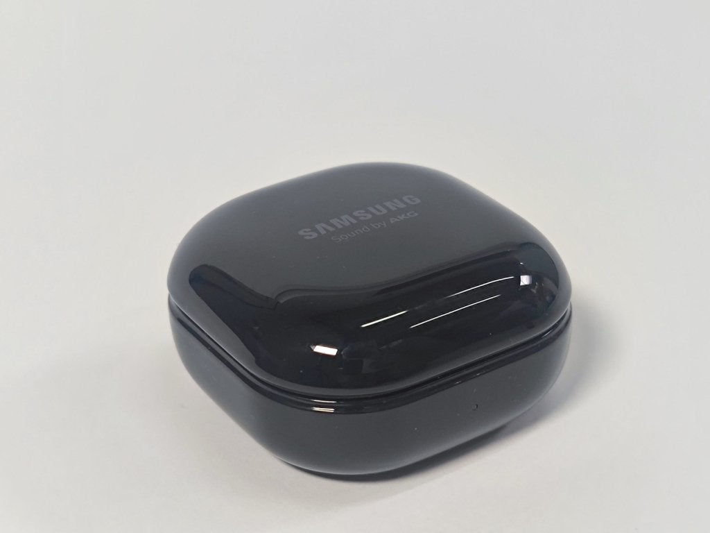 Samsung Galaxy Buds Live - Oplaadcase - Zwart, Samsung Electronics Benelux B.V., Madefor@samsung.com, Evert van de Beekstraat 310, 1118CX Schiphol, Nederland