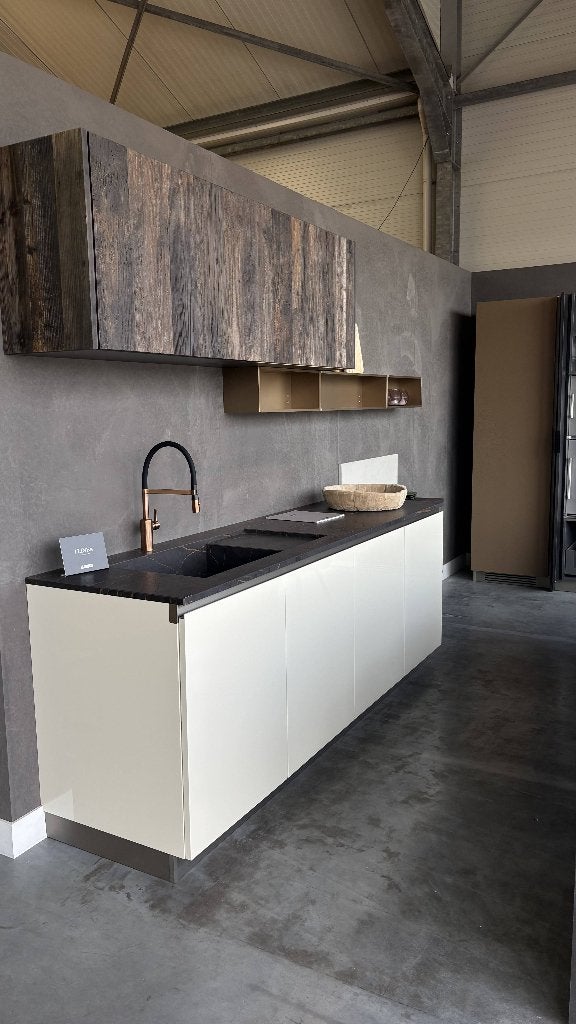 Italiaanse designkeuken, Nieuw, Dubbelwandige keuken, Ophalen of Verzenden, Met kookeiland