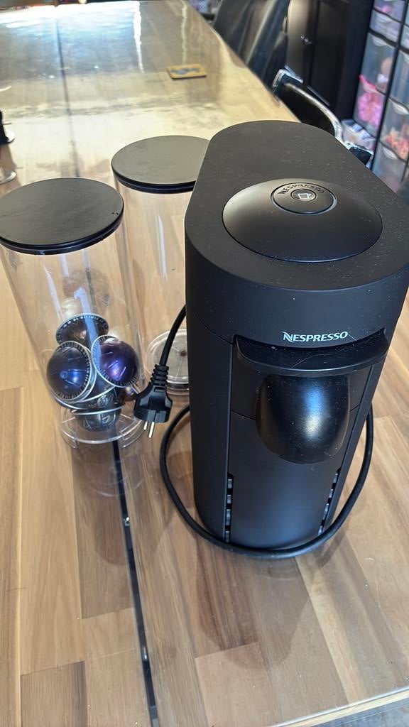Nespresso Vertuo Koffiezetapparaat, Koffiemachine, Ophalen of Verzenden, Zo goed als nieuw, 1 kopje