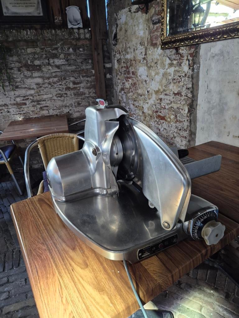 Berkel Vleeswarensnijder Model 834, Ophalen of Verzenden