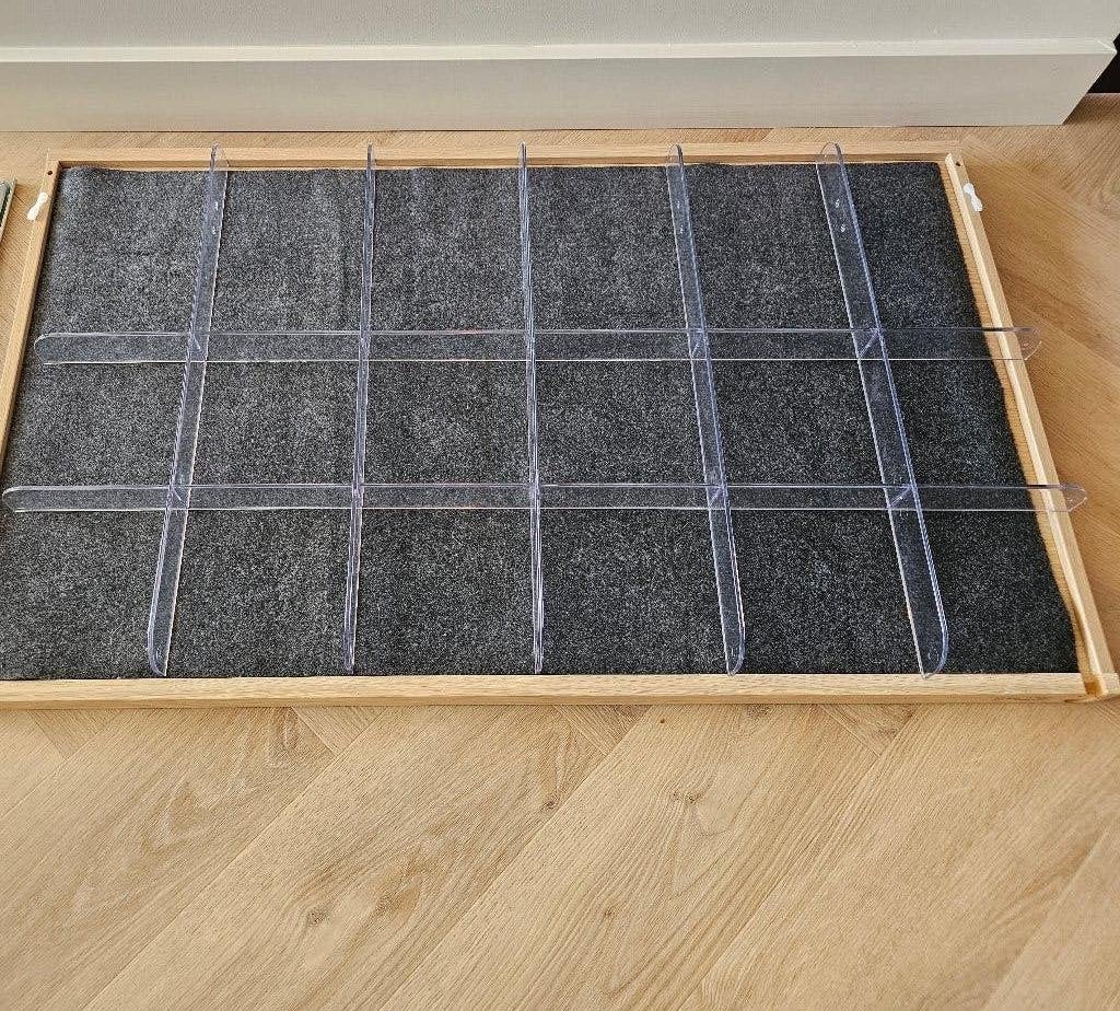 IKEA KOMPLEMENT Uittrekbare plank met verdelers (100x58 cm), Huis en Inrichting, Ophalen, 100 tot 150 cm, Zo goed als nieuw, Modern, Praktisch