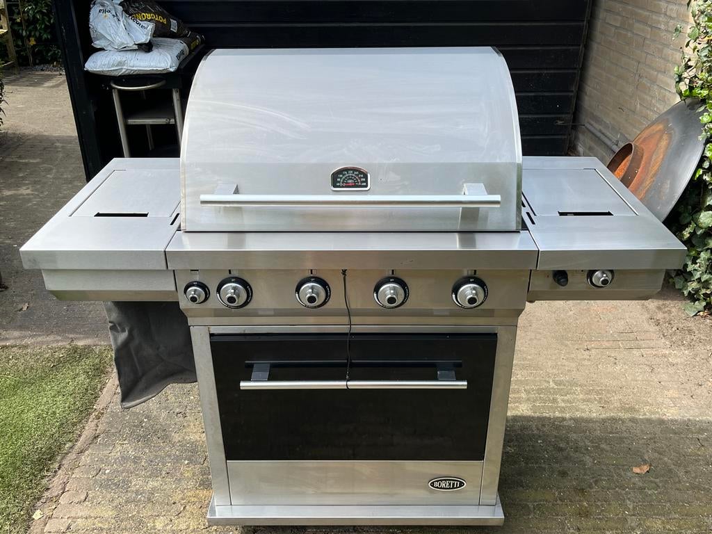 Boretti Maggiore Gas BBQ + nwe. gasfles  en 4 nwe.roosters!, Ophalen, Gebruikt