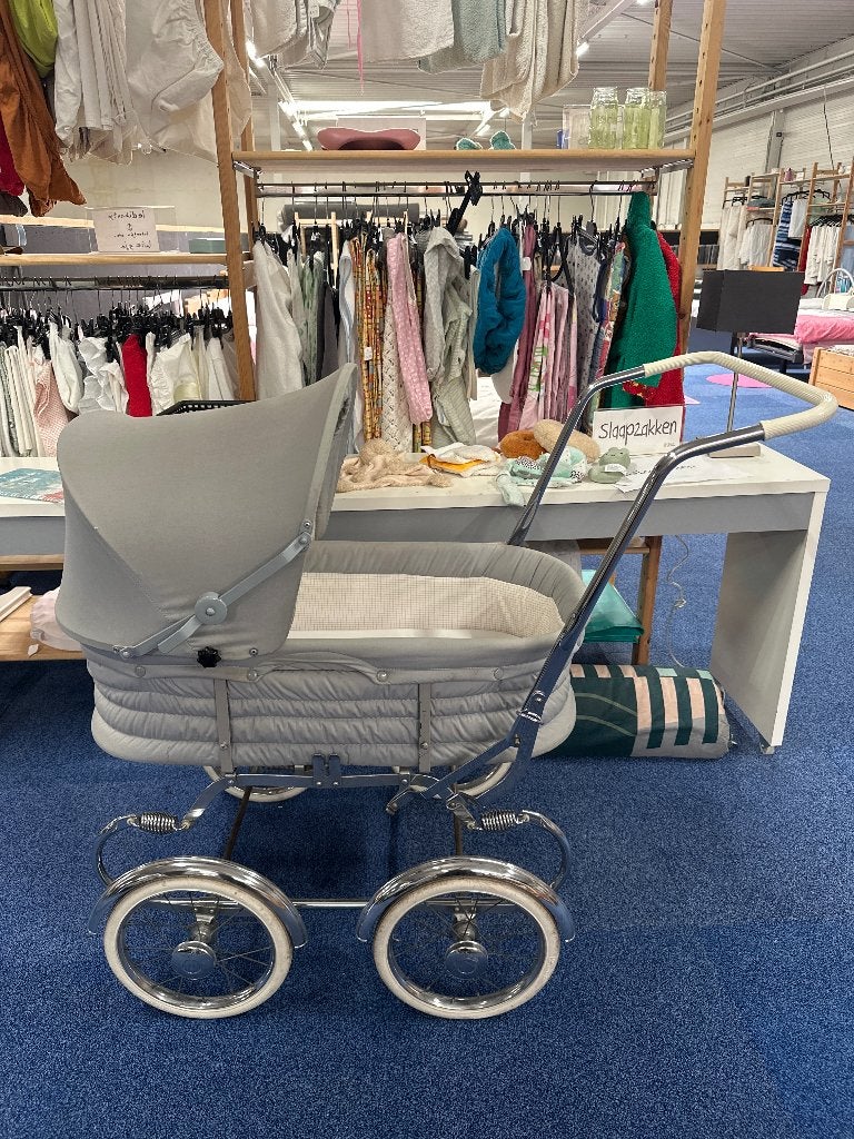 Kinderwagen WD-028, Kinderen en Baby's, Babywiegjes en Ledikanten, Ophalen, Wieg