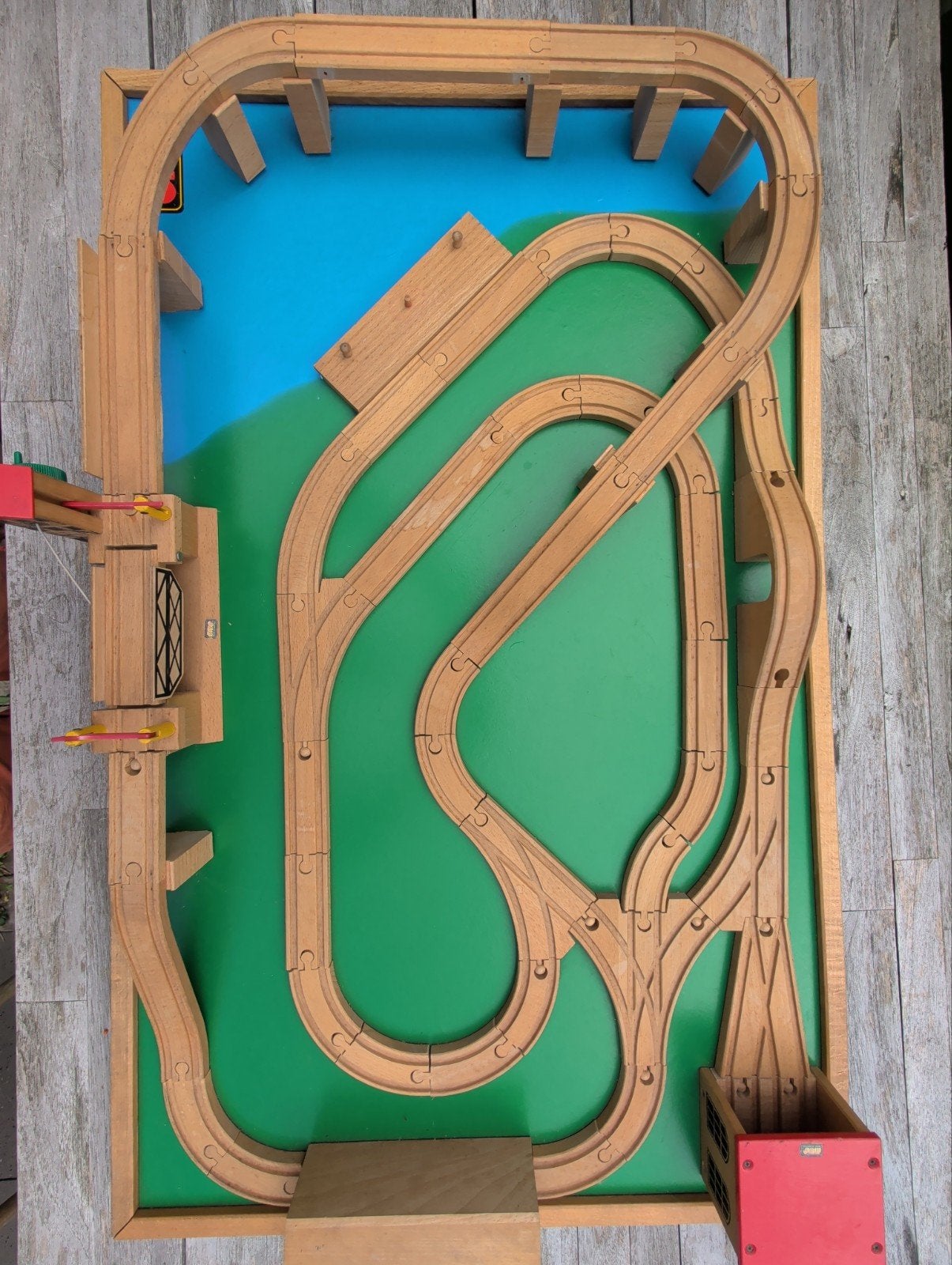 originele brio treinbaan op houten plaat, Zelf te bouwen, Handmatig, Ophalen, Overige merken