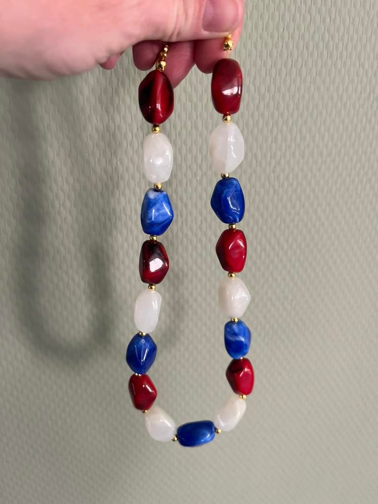 Kralenketting WK, Sieraden, Tassen en Uiterlijk, Kettingen, Ophalen of Verzenden, Nieuw, Rood, Overige materialen