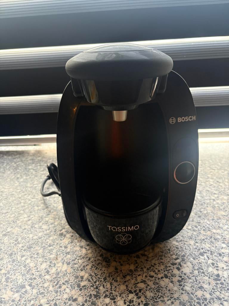 Bosch Tassimo koffiezetapparaat, Ophalen of Verzenden, Zo goed als nieuw, Koffiemachine, Koffiepads en cups