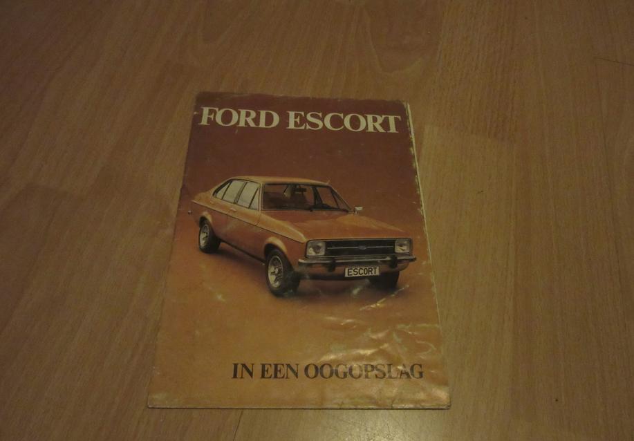 Ford Escort in een oogopslag, Verzenden, Gebruikt, Auto's