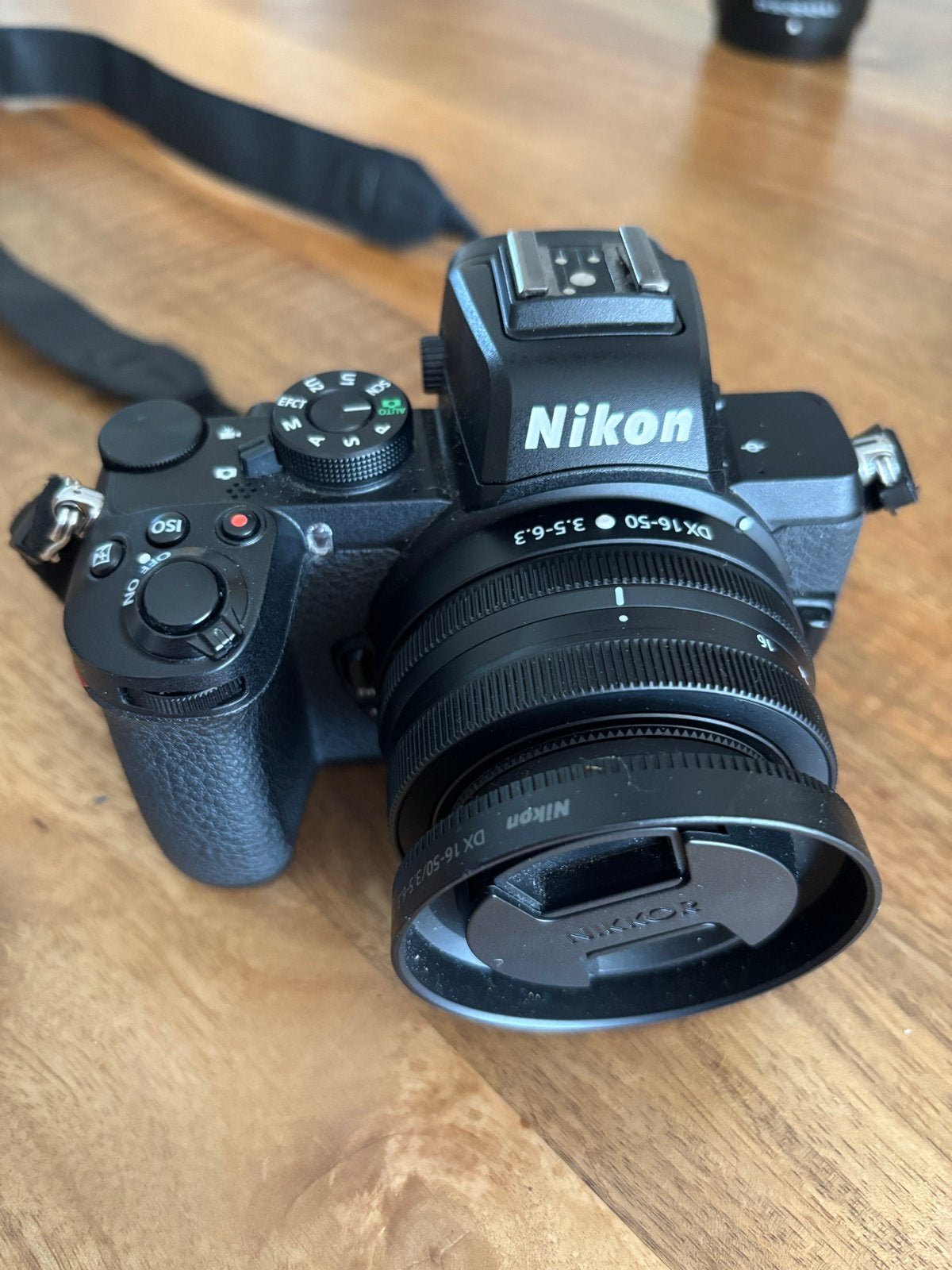 Nikon Z50 DX 16-50 Kit met extra lens en accessoires, Audio, Tv en Foto, Fotocamera's Digitaal, Ophalen, Beeldstabilisatie, Zo goed als nieuw