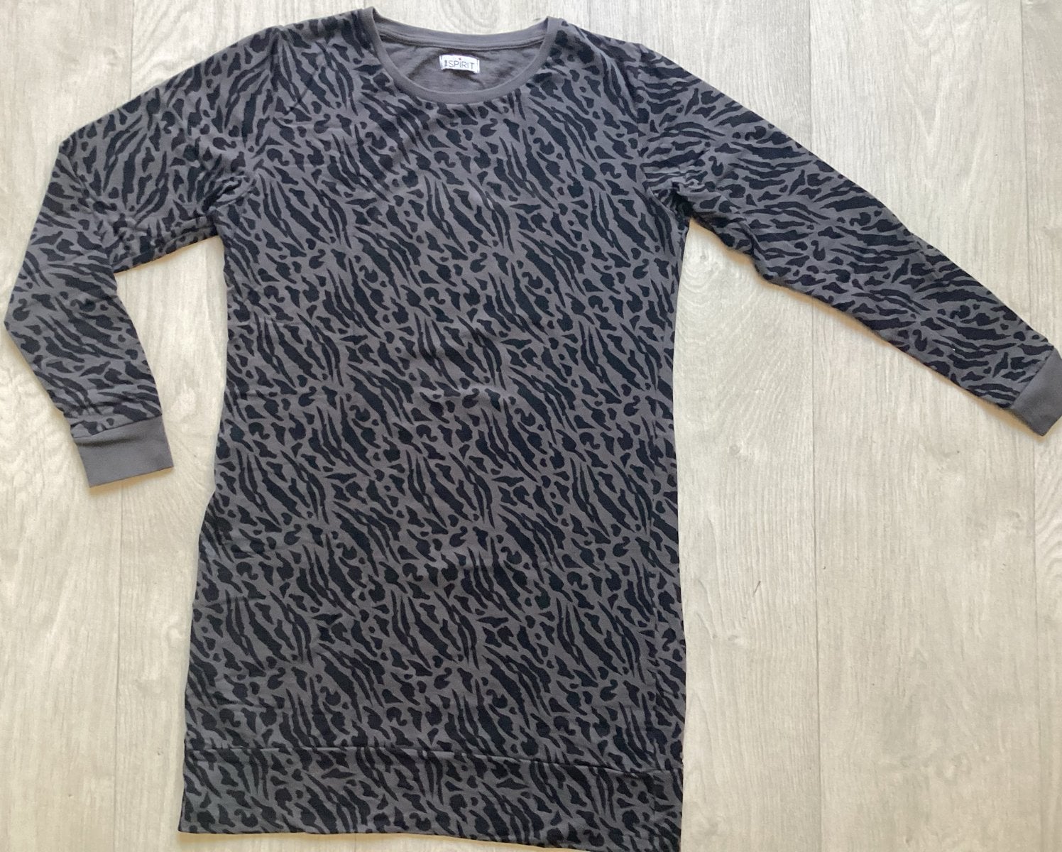 Grijs lang shirt maat XL van true spirit, Ophalen of Verzenden, Zo goed als nieuw, Maat 46/48 (XL) of groter, Grijs