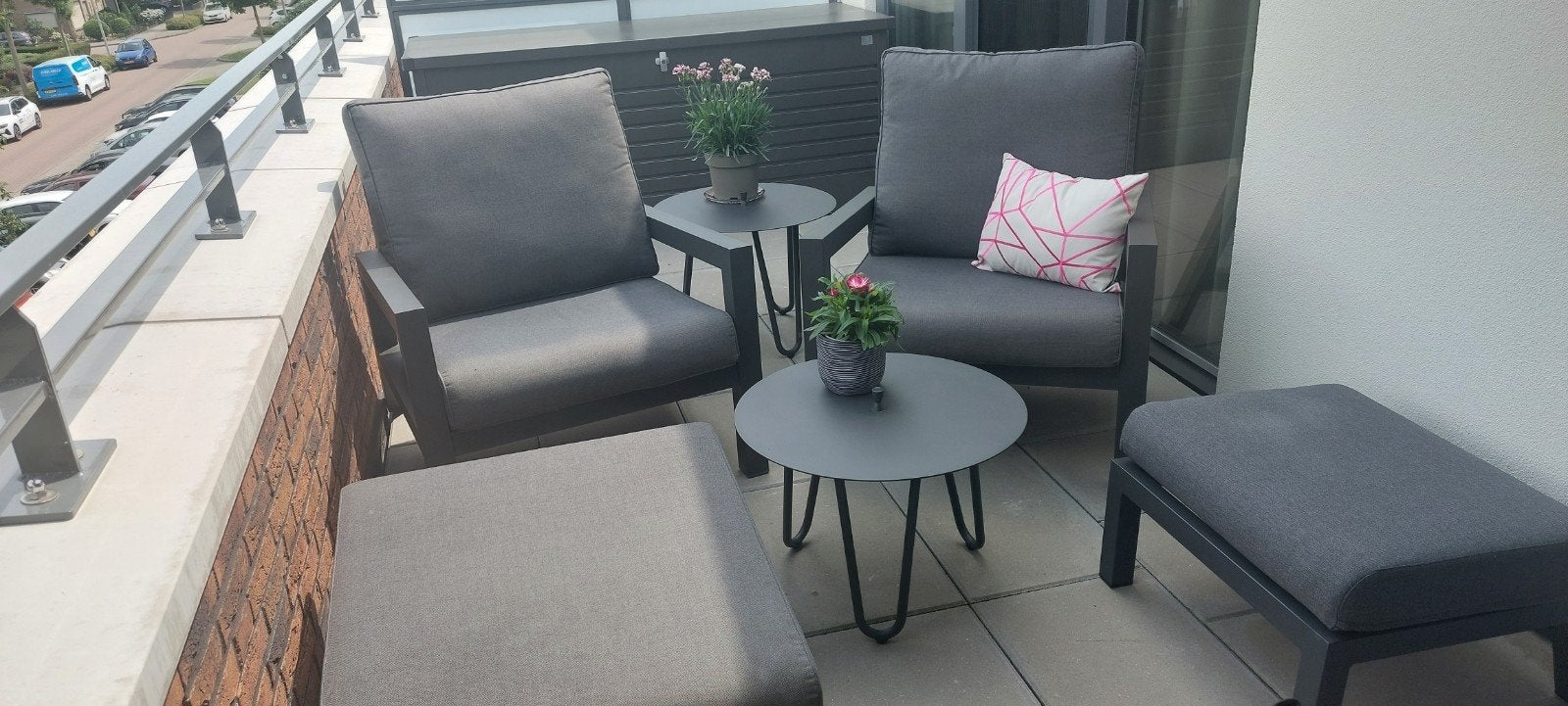 4 tuin loungechair 2 hockers 2 tafeltje met gratis hoezen, Ophalen, 4 zitplaatsen, Aluminium, Zo goed als nieuw