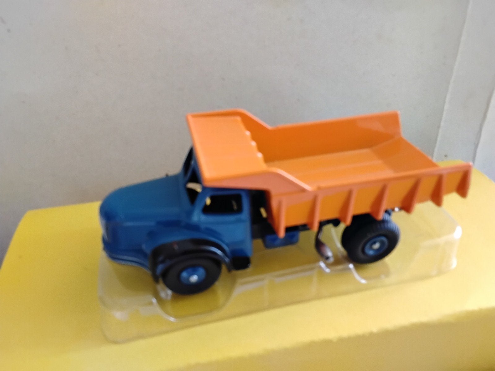 DINKY TOYS ATLAS    BERLIET BENNE CARRIËRES NO 34 A, Ophalen of Verzenden, Zo goed als nieuw, Auto, Dinky Toys