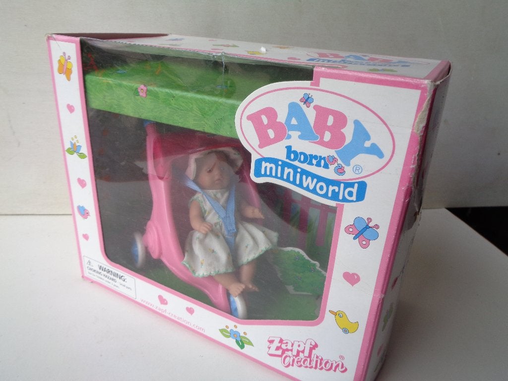 Mini Baby Born buggy met popje met doos.  ., Kinderen en Baby's, Ophalen of Verzenden, Zo goed als nieuw, Babypop