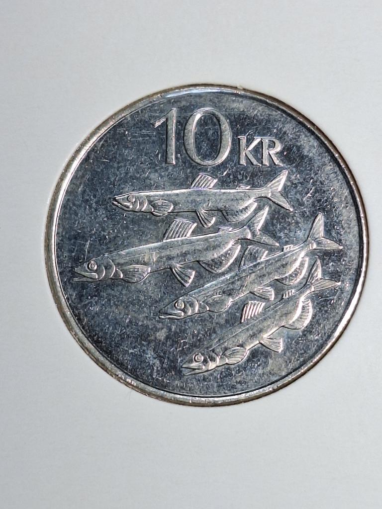 IJSLAND 10 kronur 2008 (#100), Postzegels en Munten, Munten | Europa | Niet-Euromunten, Ophalen of Verzenden, Overige landen, Losse munt