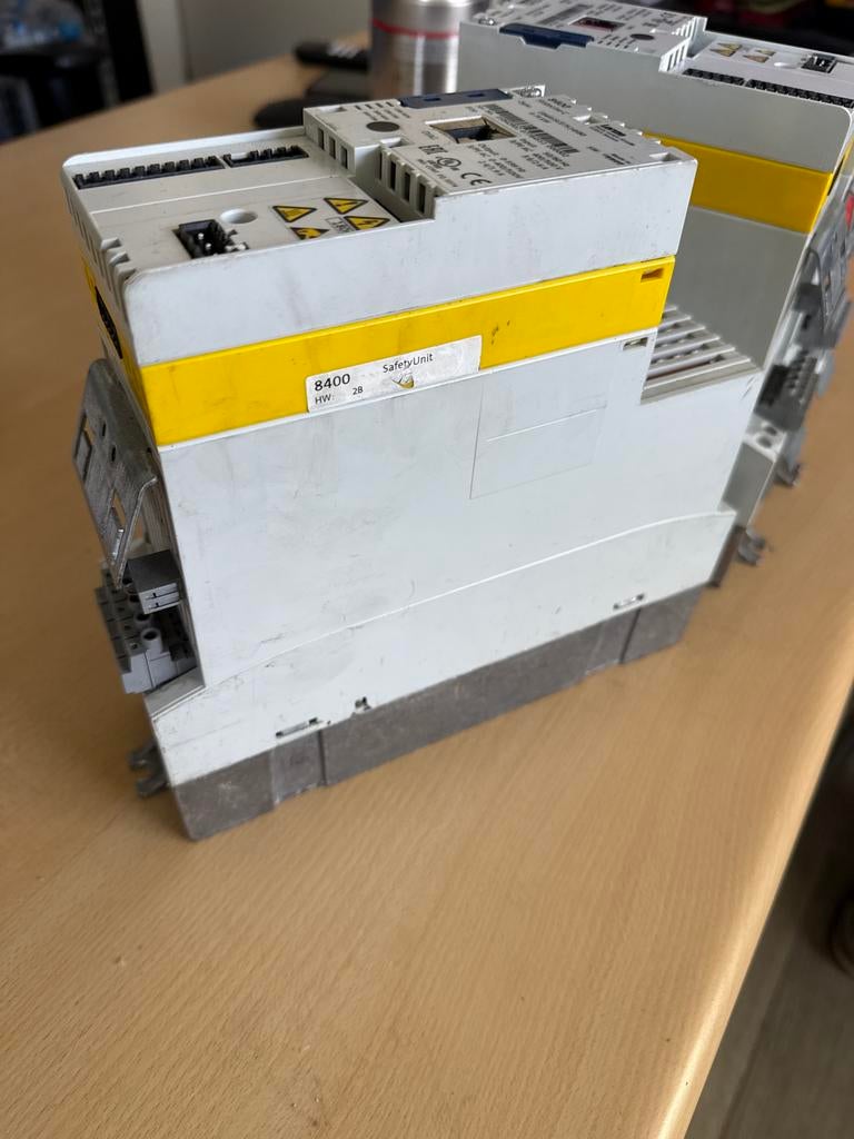 Lenze 8400 StateLine C Frequentieomvormer 0.75 kW, Ophalen