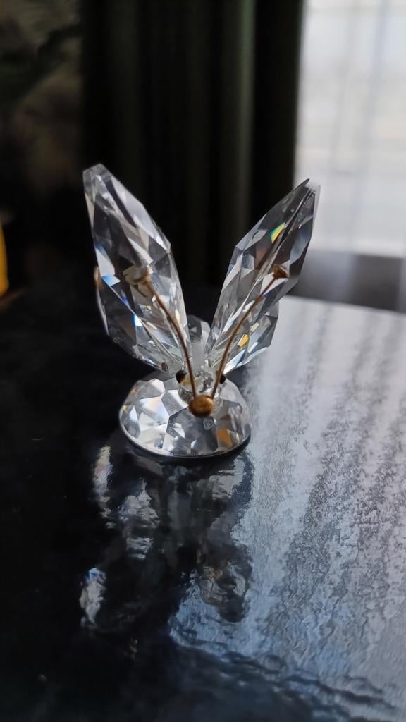 Swarovski kristallen vlinder beeldje, Ophalen