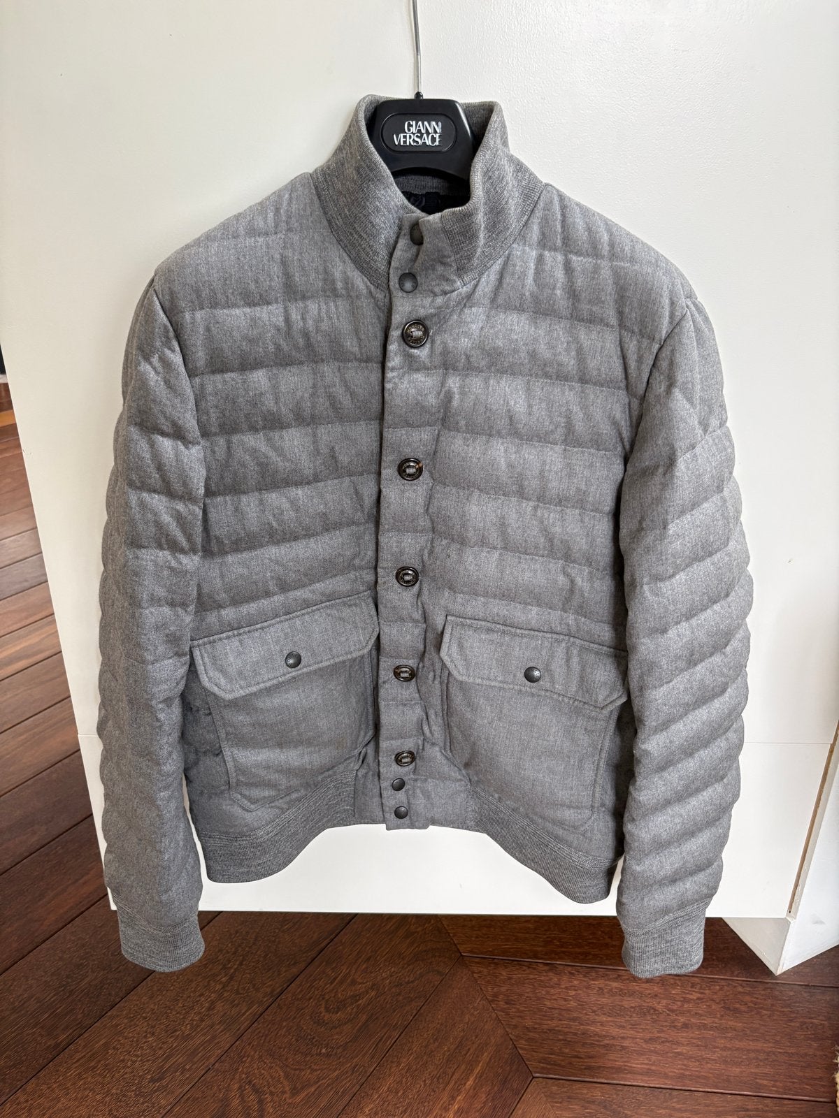 Moncler Grijze Wollen Donsjas Maat L, Ophalen of Verzenden, Zo goed als nieuw, Maat 52/54 (L), Grijs