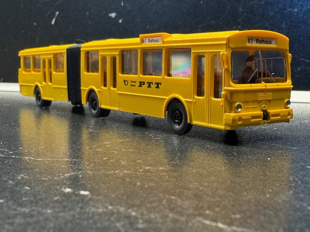 Bus-3533: Gelede Zwitserse Mercedes postbus - lijn 6, Ophalen of Verzenden, Nieuw, Bus of Vrachtwagen, Wiking