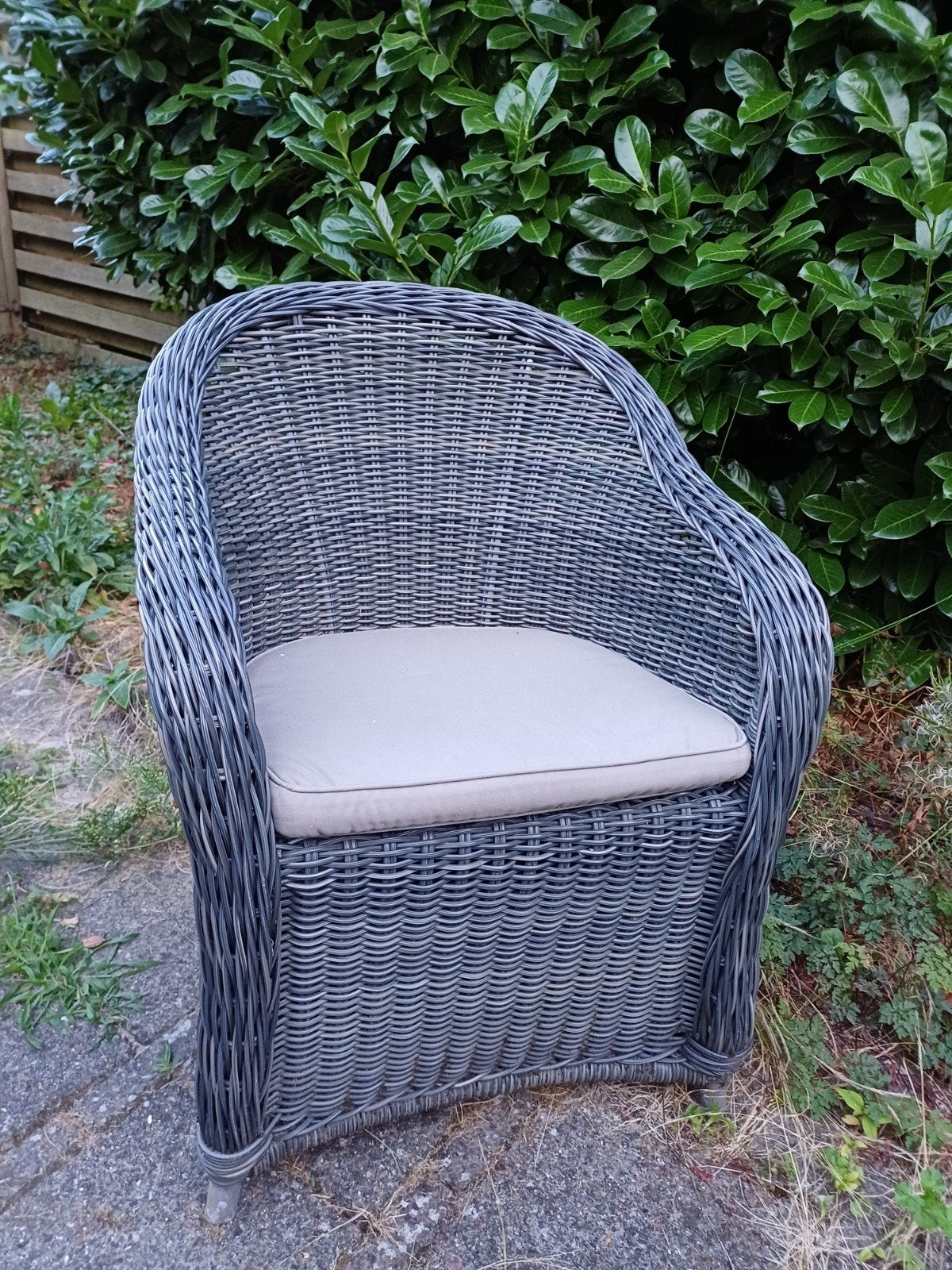 Applebee tuinstoelen - Wicker stoelen donkergrijs met kussen, Tuin en Terras, Ophalen, Gebruikt, Wicker