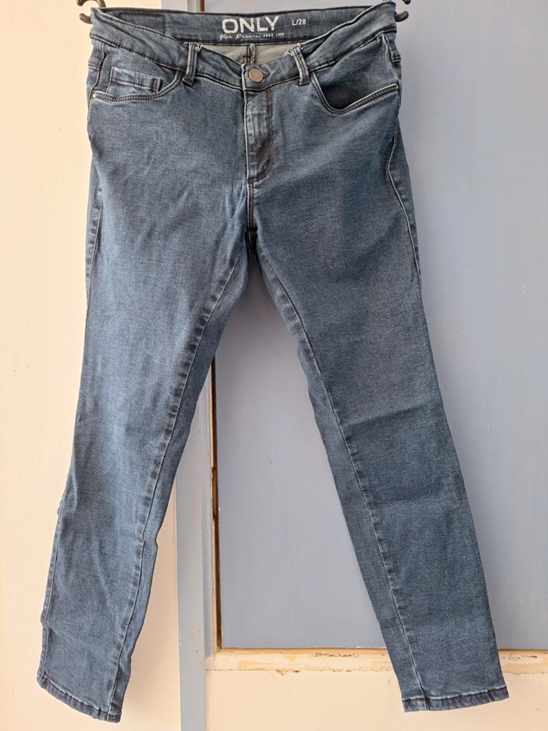 Only Royal petite maat L28, Ophalen of Verzenden, Zo goed als nieuw, Blauw, W30 - W32 (confectie 38/40)