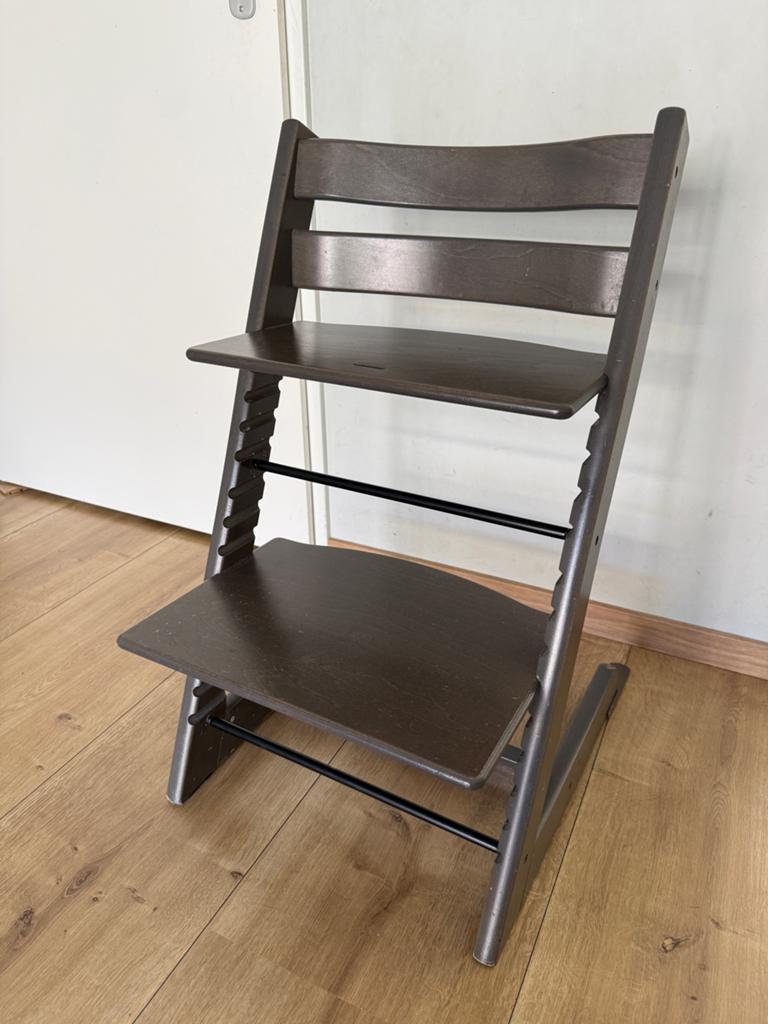 Stokke Tripp Trapp meegroeistoel - Donkerbruin/grijs, Ophalen, Gebruikt, Meegroeistoel