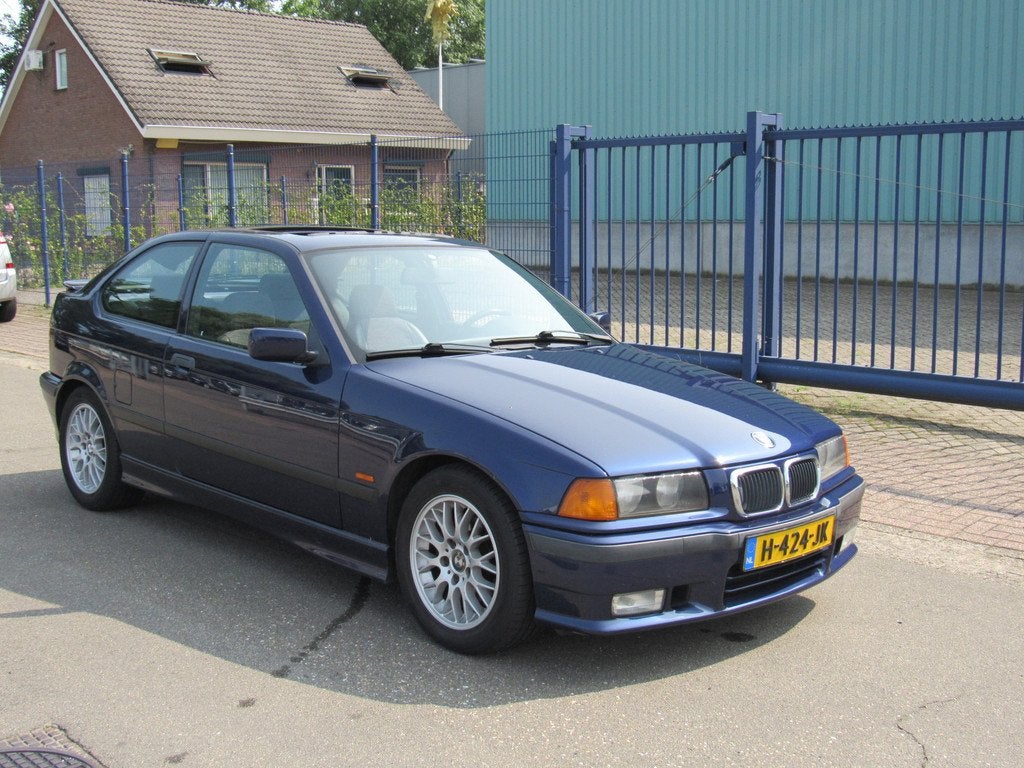 BMW 3 Serie Compact 323ti Comfort Automaat Airco (bj 1997), Automaat, 2494 cc, Blauw, 11 km/l
