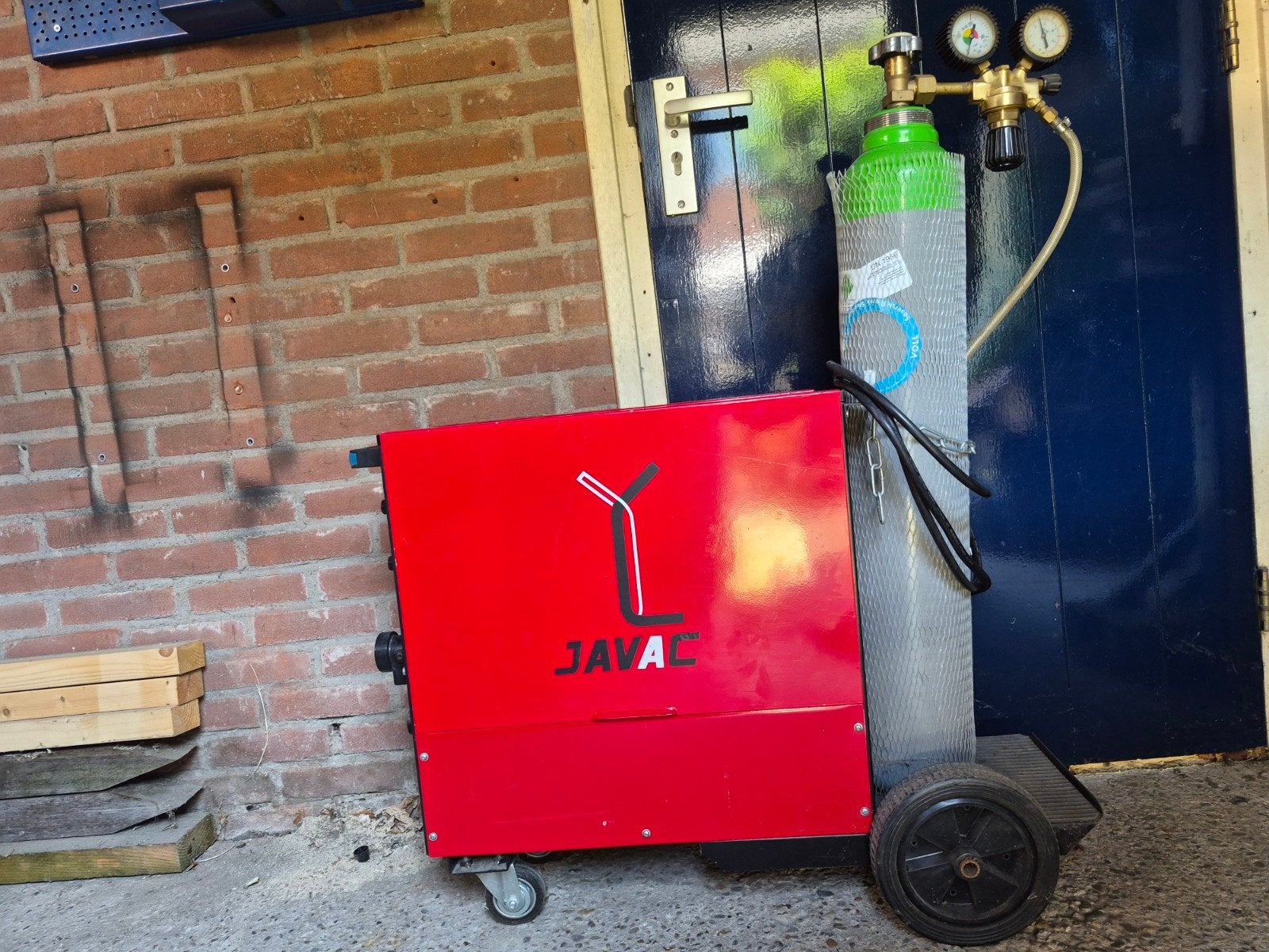 Javac Magster 160 MIG/MAG lasapparaat met gasfles en helm, Ophalen, Gebruikt, 150 tot 250 ampère, Co2