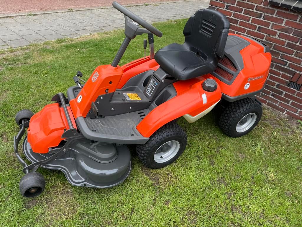 Husqvarna rider 214T zitmaaier Frontmaaier, Ophalen of Verzenden, Gebruikt, Mulchfunctie, 90 tot 120 cm