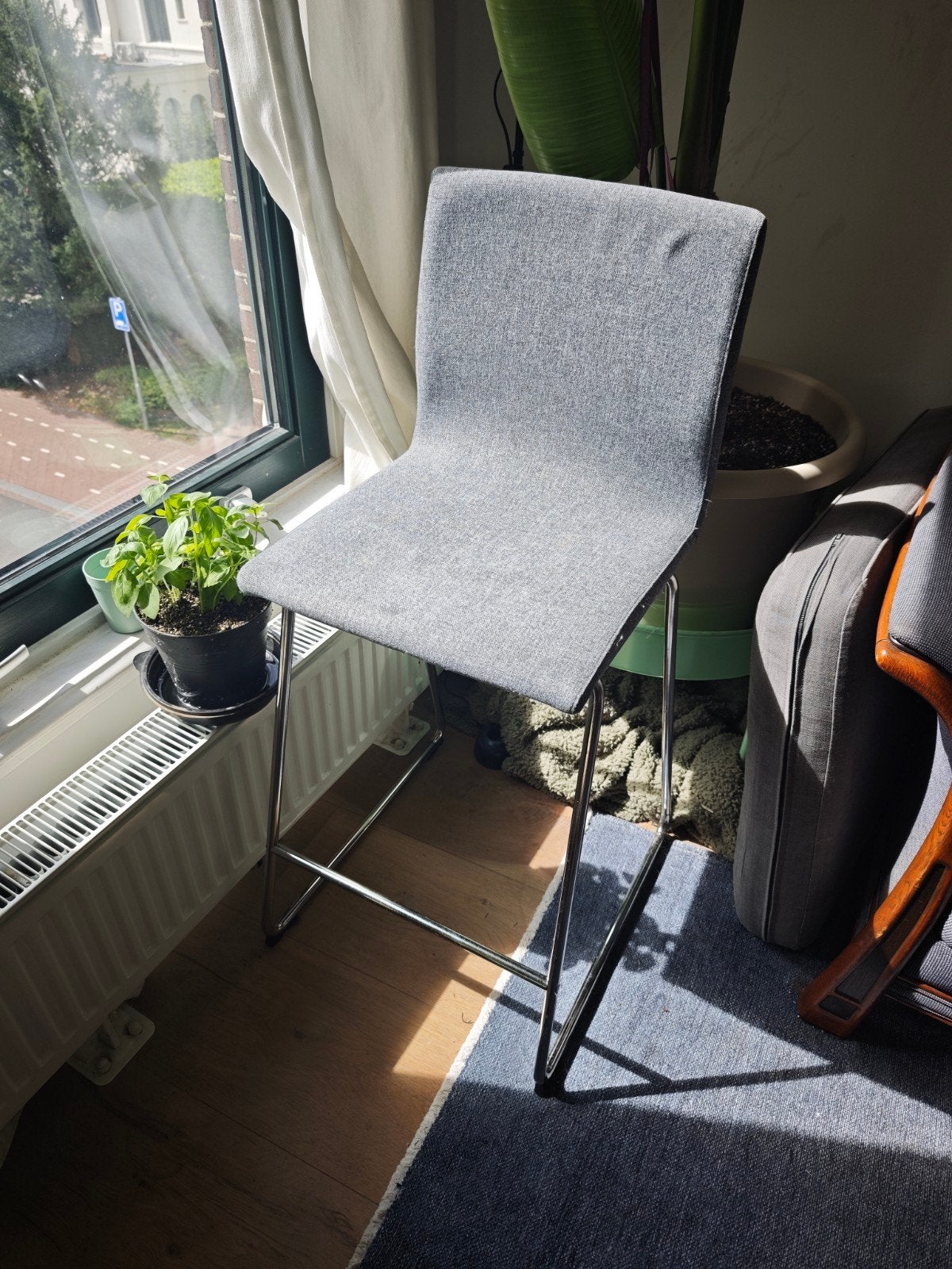 Set van 2:  Barkruk / Hoge Eetkamerstoel, Huis en Inrichting, Barkrukken, Ophalen, Gebruikt, 60 tot 90 cm, Metaal