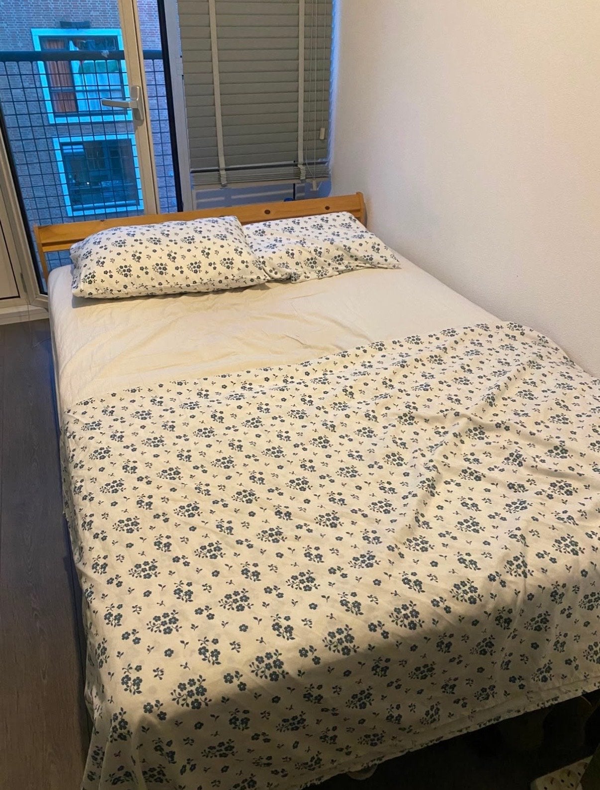IKEA Hovag bed en matras, Ophalen, Gebruikt, Overige kleuren, 140 cm
