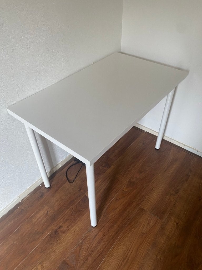 IKEA LINNMON / ADILS bureau 100x60 cm – wit, Huis en Inrichting, Ophalen, Overige typen, Hout, Zo goed als nieuw