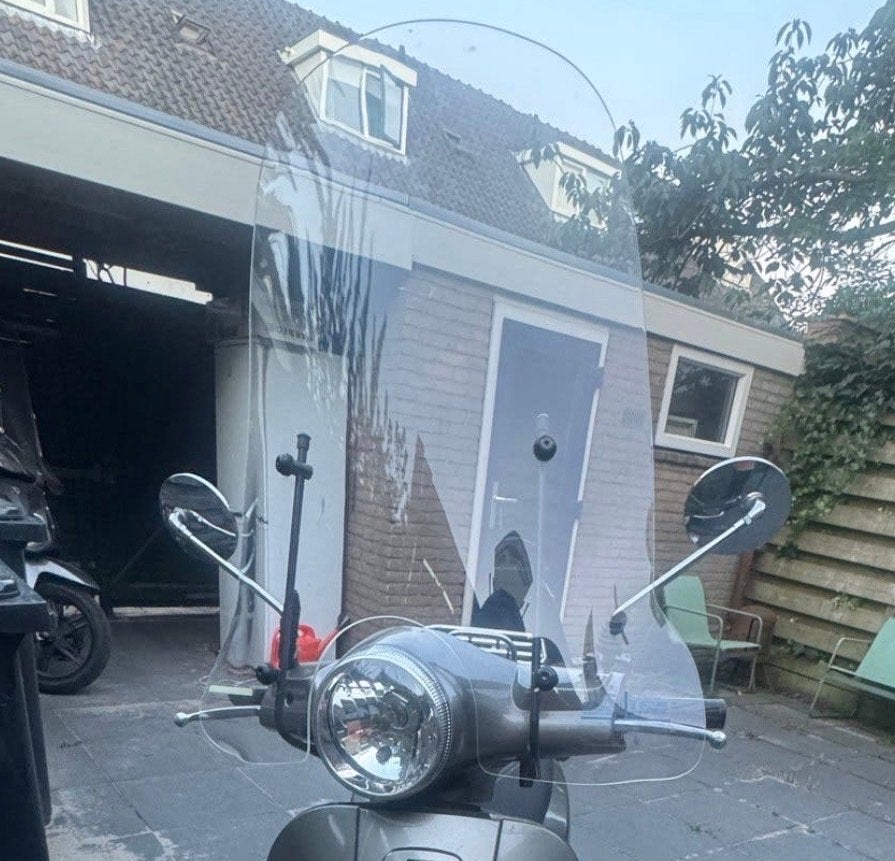 Windscherm voor scooter - Zo goed als nieuw, Fietsen en Brommers, Ophalen, Zo goed als nieuw, Overige typen