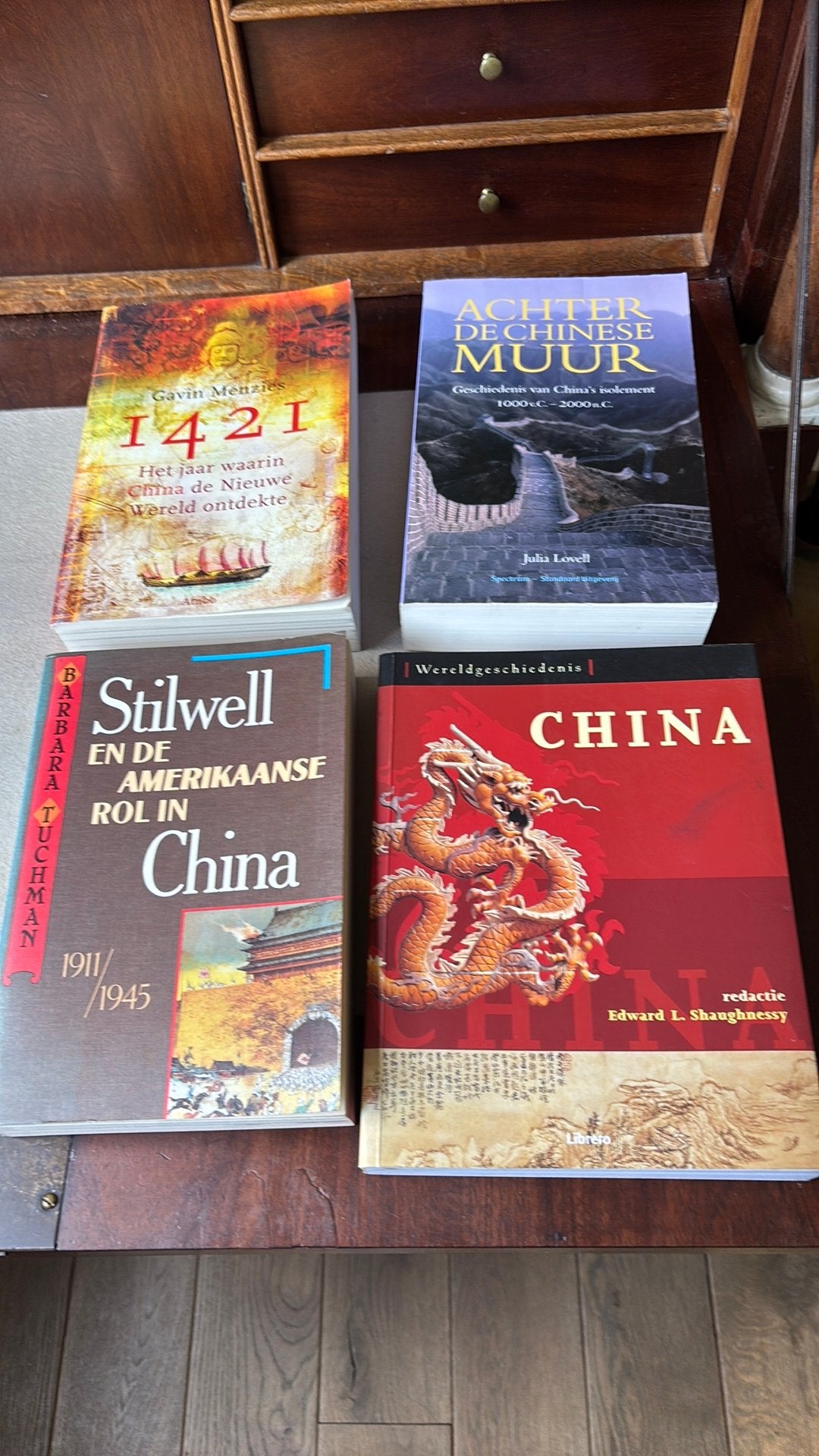 Achter de Chinese muur-  1421- China - de Amerikaanse rol, Ophalen of Verzenden, Zo goed als nieuw, J. Lovell, Azië