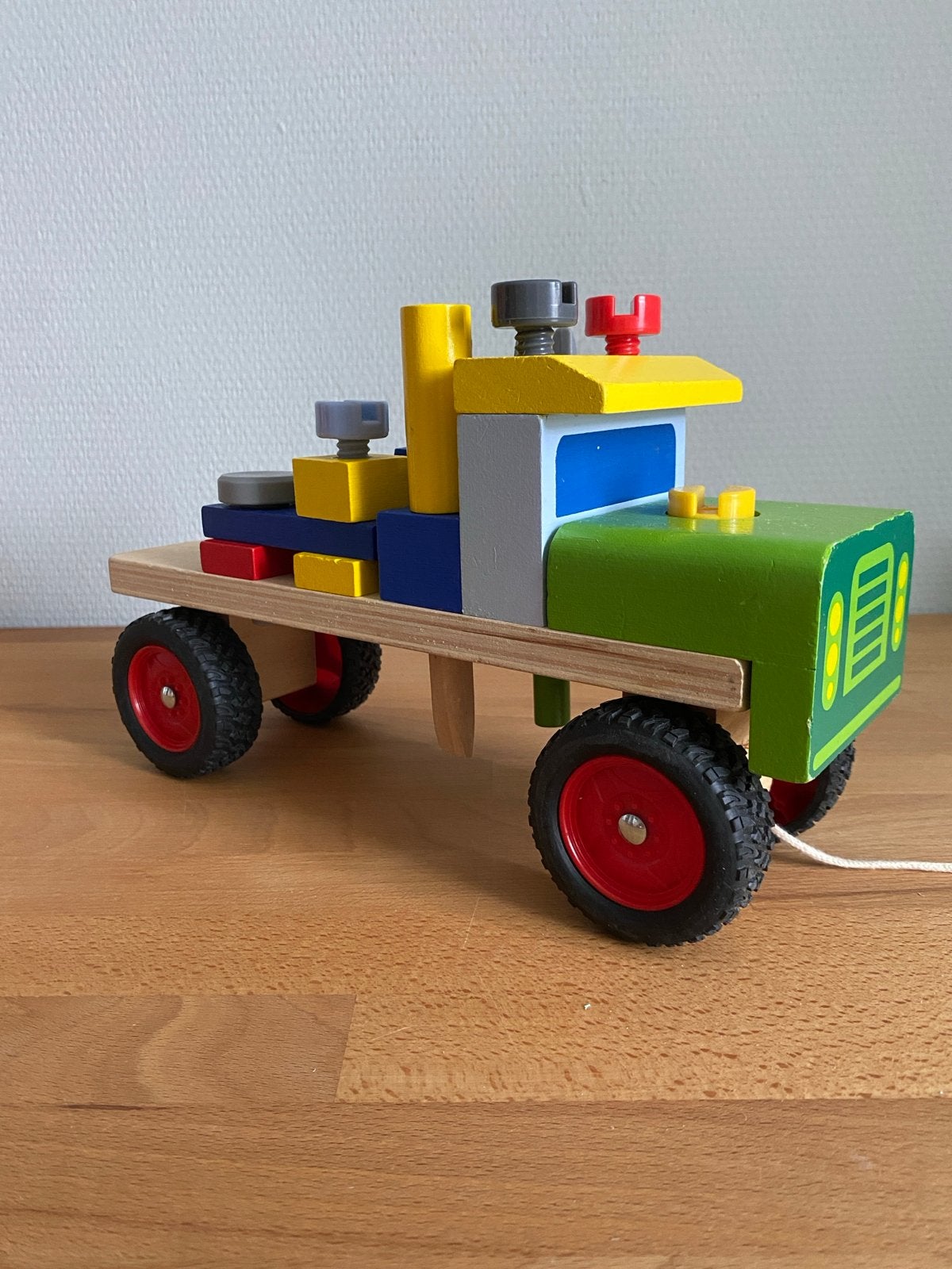 Houten speelgoed vrachtwagen met bouwblokken, Ophalen, Gebruikt, Rij- of Hobbelspeelgoed