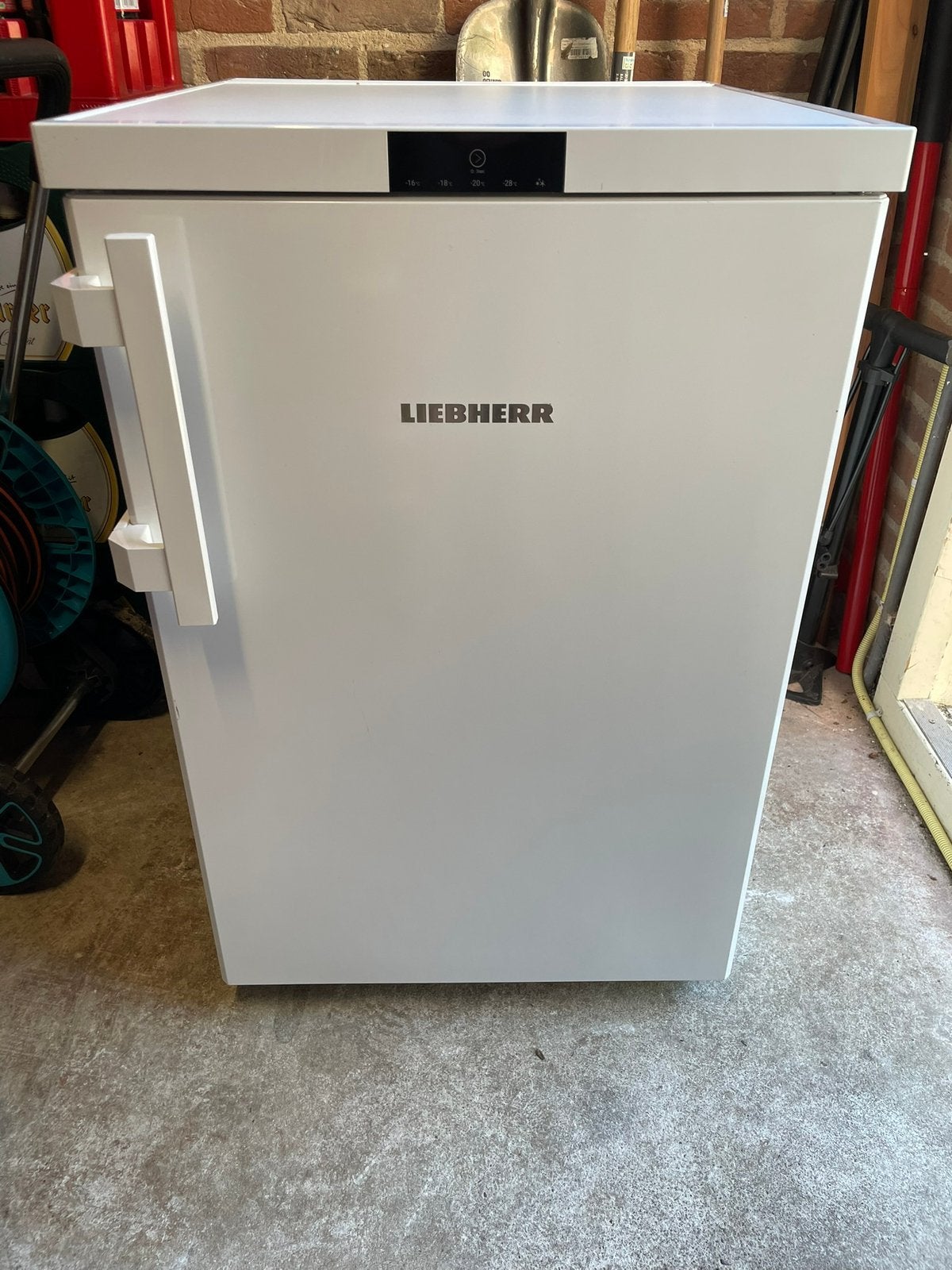 Liebherr nofrost vriezer 4 lades (nieuwste model), Minder dan 60 cm, Zo goed als nieuw, Energieklasse A of zuiniger, Vrijstaand