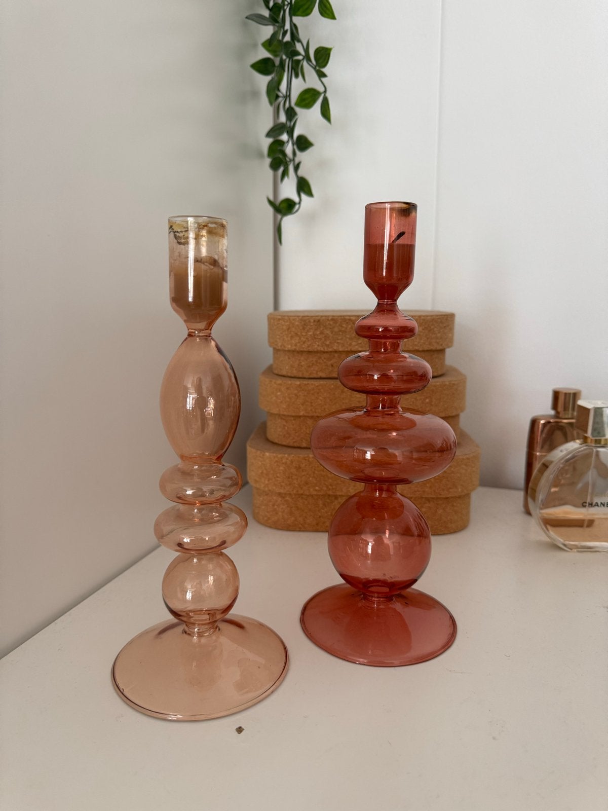 Set van 2 glazen kandelaars - Roze/licht roze, Ophalen, Meerkleurig, Kandelaar, Glas