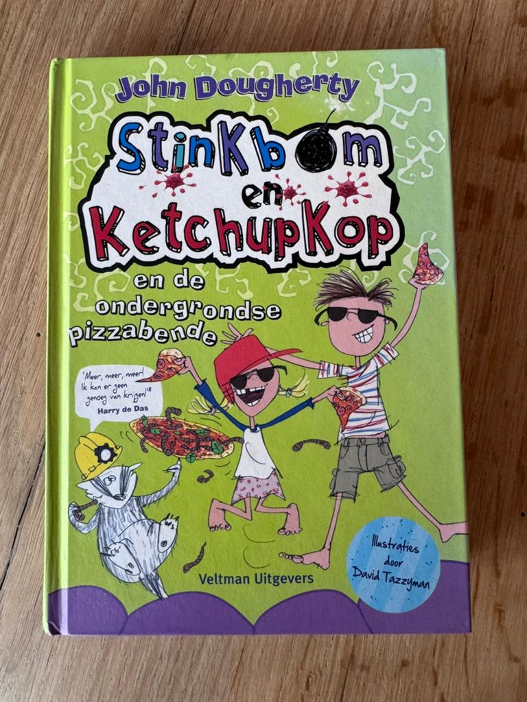 Stinkbom en Ketchupkop ondergrondse pizzabende + NW DOEBOEK, Ophalen of Verzenden, Zo goed als nieuw