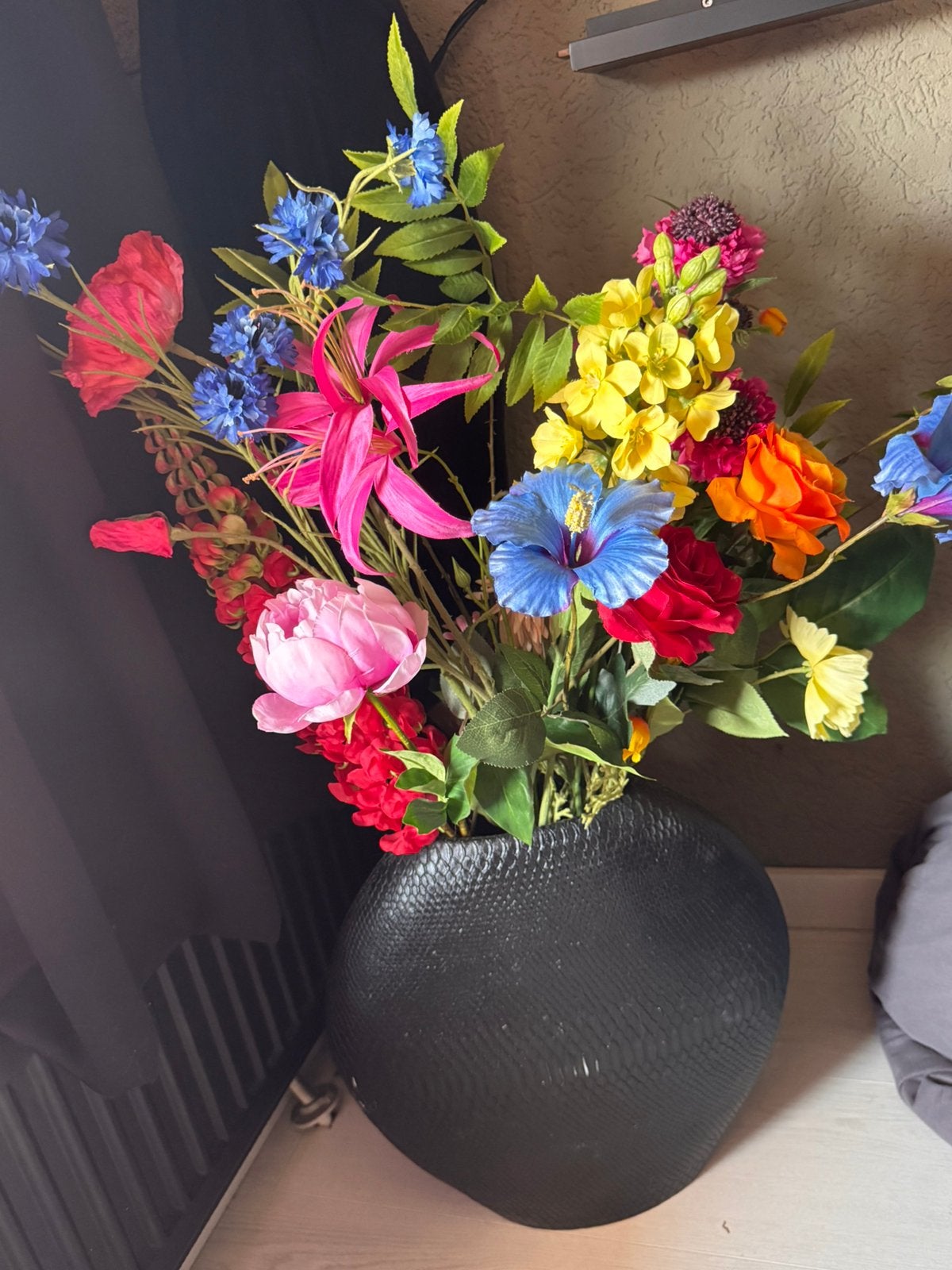 Nep bloemen+ vaas, Ophalen, Zo goed als nieuw