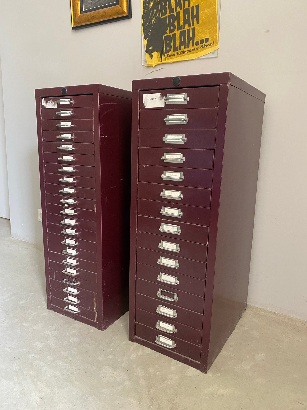 Vintage stalen archiefkasten - set van 2, Huis en Inrichting, Kasten | Roldeurkasten en Archiefkasten, Gebruikt, 100 tot 150 cm