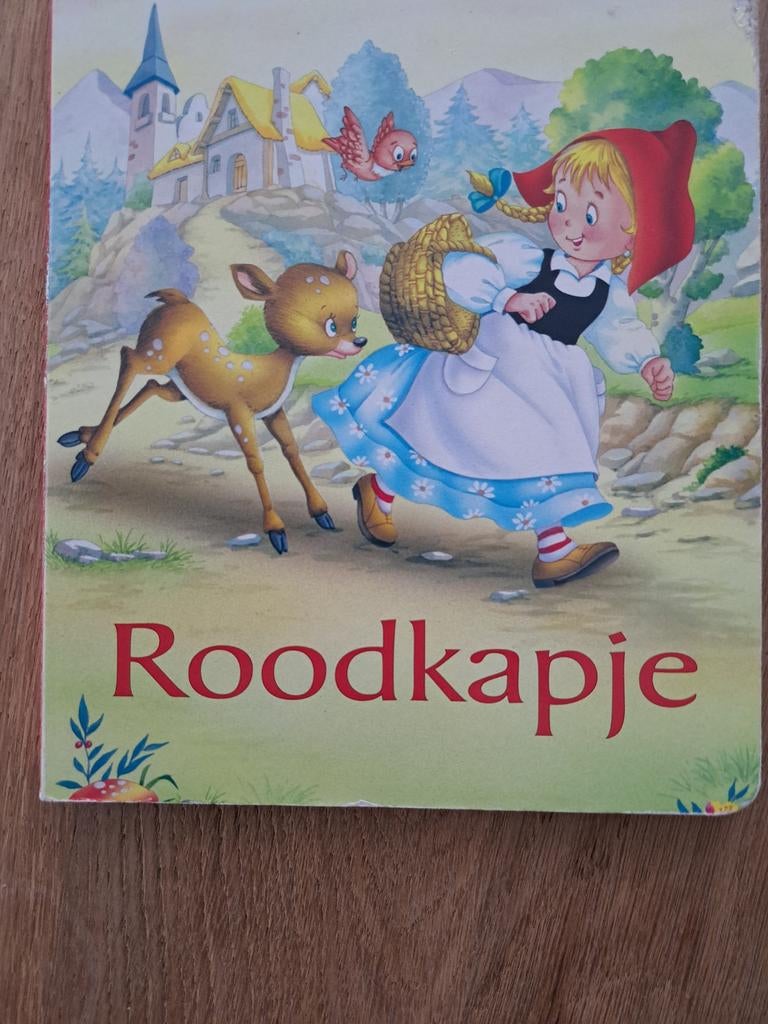 Roodkapje - Leuk kinderboek, Ophalen of Verzenden, Zo goed als nieuw, Carlos Busquets