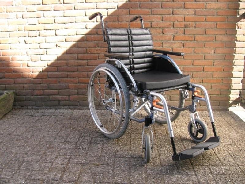 Excel G4 rolstoel 47 cm arm en druksteunen zijn verstelbaar, Ophalen of Verzenden, Zo goed als nieuw, Duwrolstoel