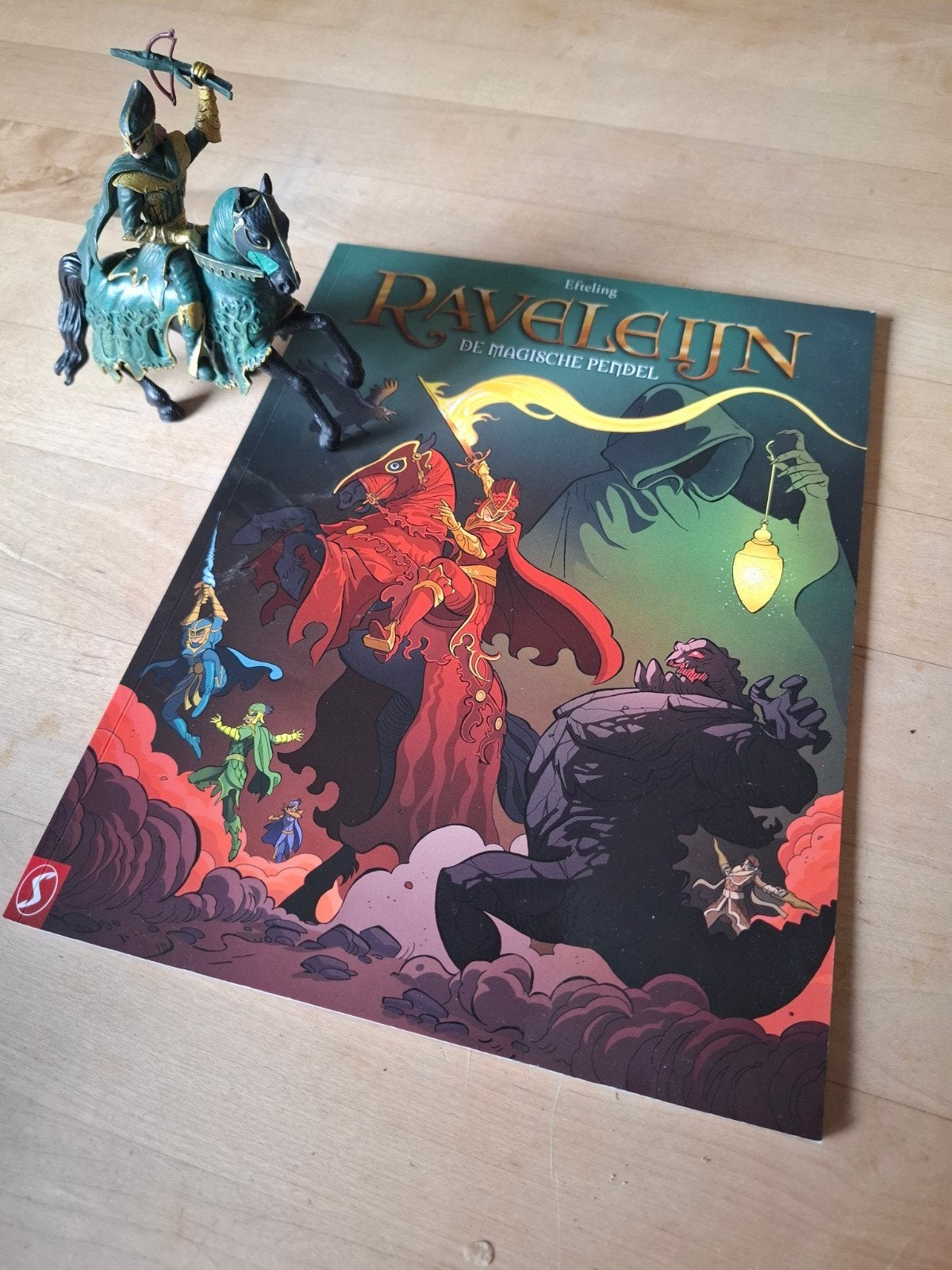 Raveleijn (Efteling): De Magische Pendel stripboek + Maurits, Eén stripboek, Ophalen of Verzenden, Zo goed als nieuw