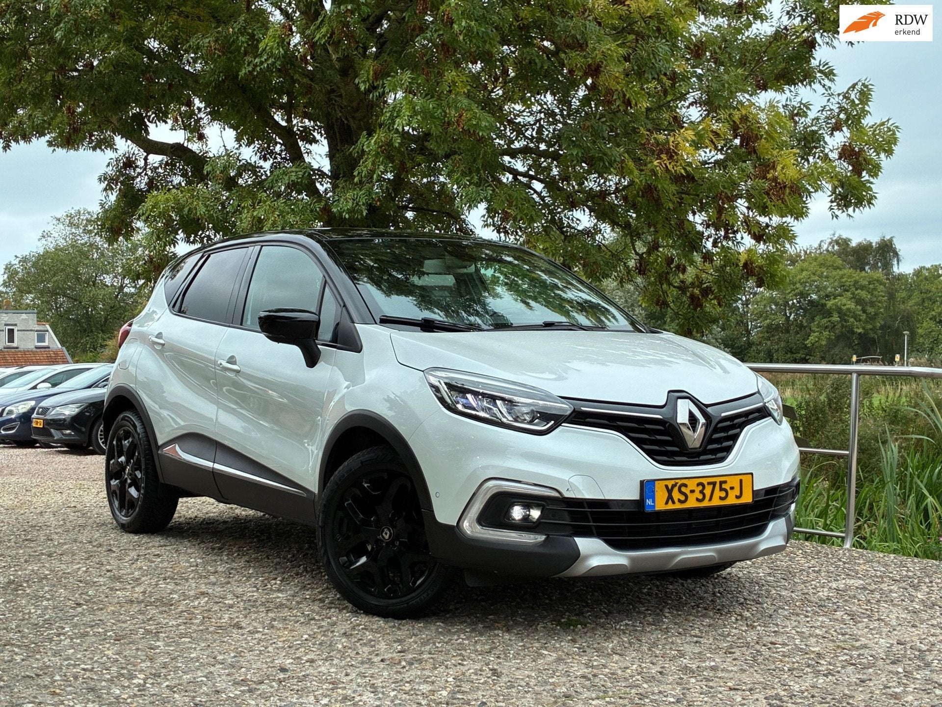 Renault Captur 1.2 TCe Intens | Automaat | Navi + Clima + Cr, Dealer onderhouden, Stof, Gebruikt, 4 cilinders