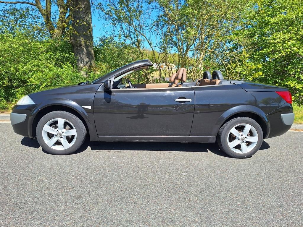 Renault Mégane 1.6 Cabrio automaat, Auto's, Opel, Euro 5, 1340 kg, 4 cilinders, Cabriolet