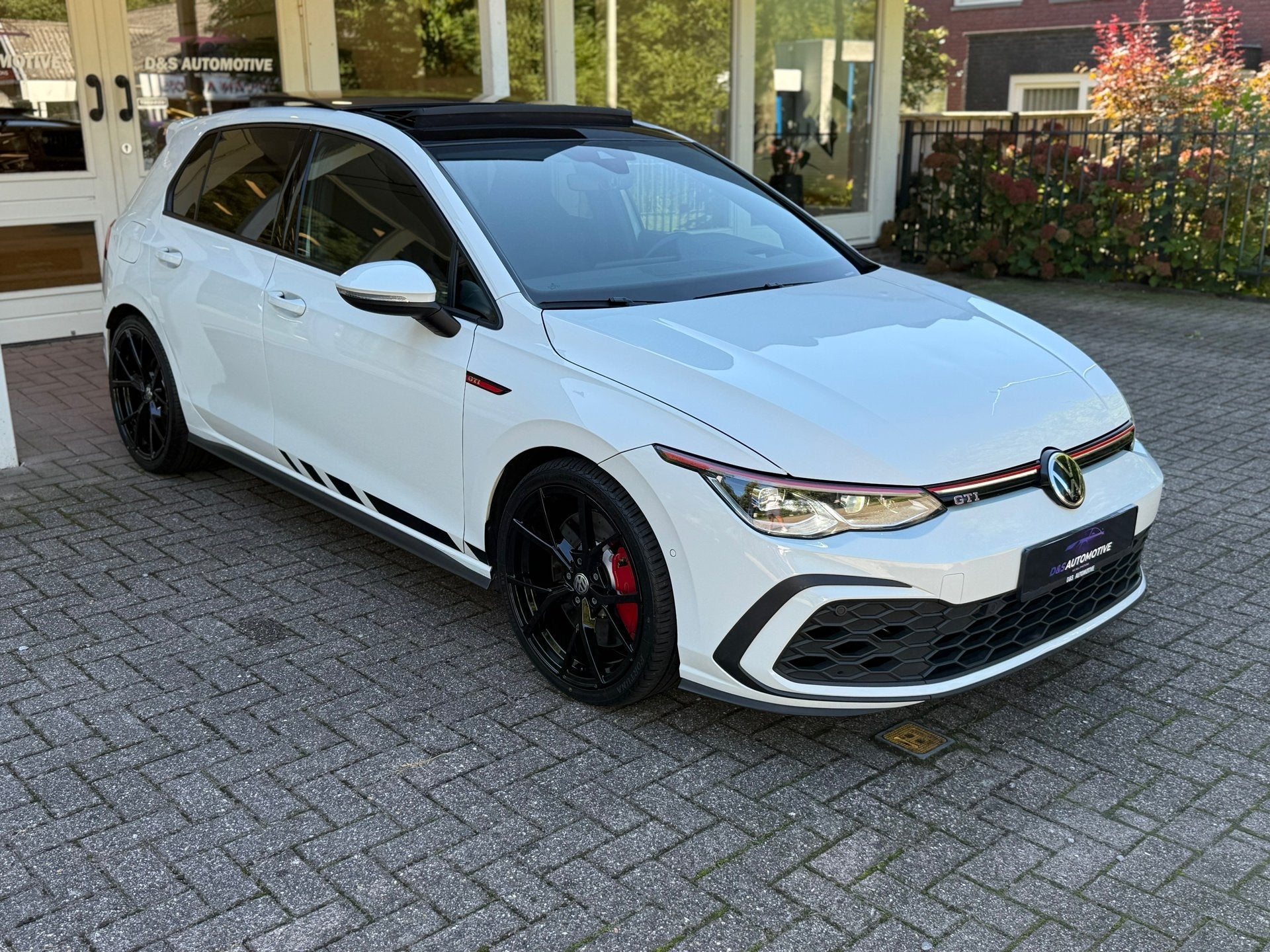 Foto 4 van Volkswagen Golf 2.0 TSI GTI CLUBSPORT PANO/HUD/NURBURG/KEYLE