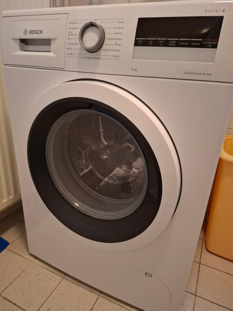 Bosch wasmachine vrijwel nieuw 1400 toeren, Witgoed en Apparatuur, Ophalen, Zo goed als nieuw, 85 tot 90 cm, 1200 tot 1600 toeren