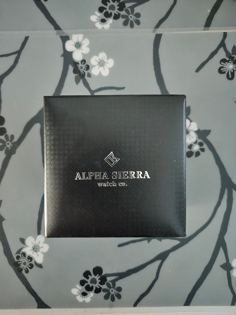 Alpha sierra watch 44mm, Sieraden, Tassen en Uiterlijk, Horloges | Heren, Staal, Staal, Polshorloge, Nieuw
