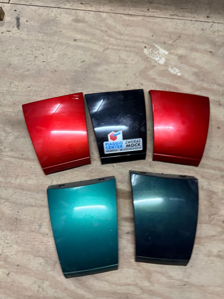 Piaggio skr achterkapje klein, Motoren, Ophalen of Verzenden